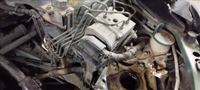 Honda Civic VII 3 ajtós ABS ABS kocka 