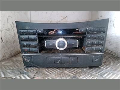 Mercedes E-osztály W212 Rádió / CD *127234* a2129007005 9014189913913213