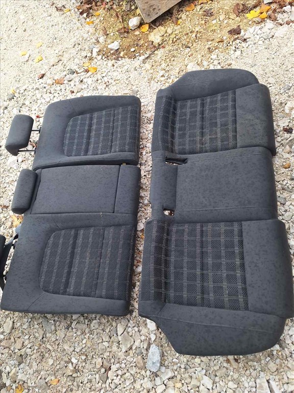 Audi A4 (B8) facelift kockás, fűthető szövet sportülés szett 4. kép