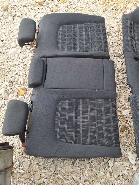 Audi A4 (B8) facelift kockás, fűthető szövet sportülés szett 6. kép