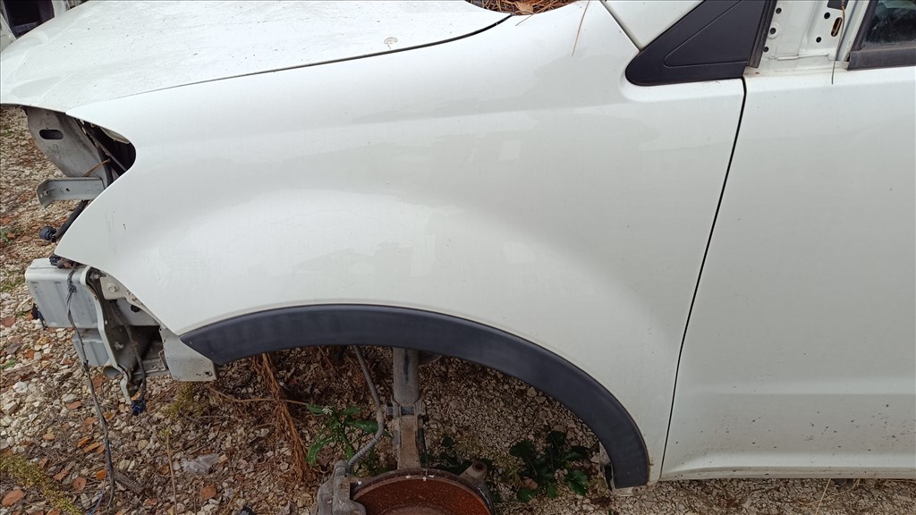 SsangYong Korabeli 2.0 xdi bontott alkatrészei 3. kép