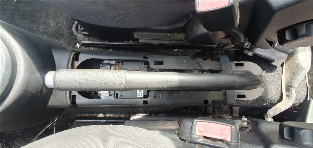 Ford Fusion facelift kézifék kar 1. kép