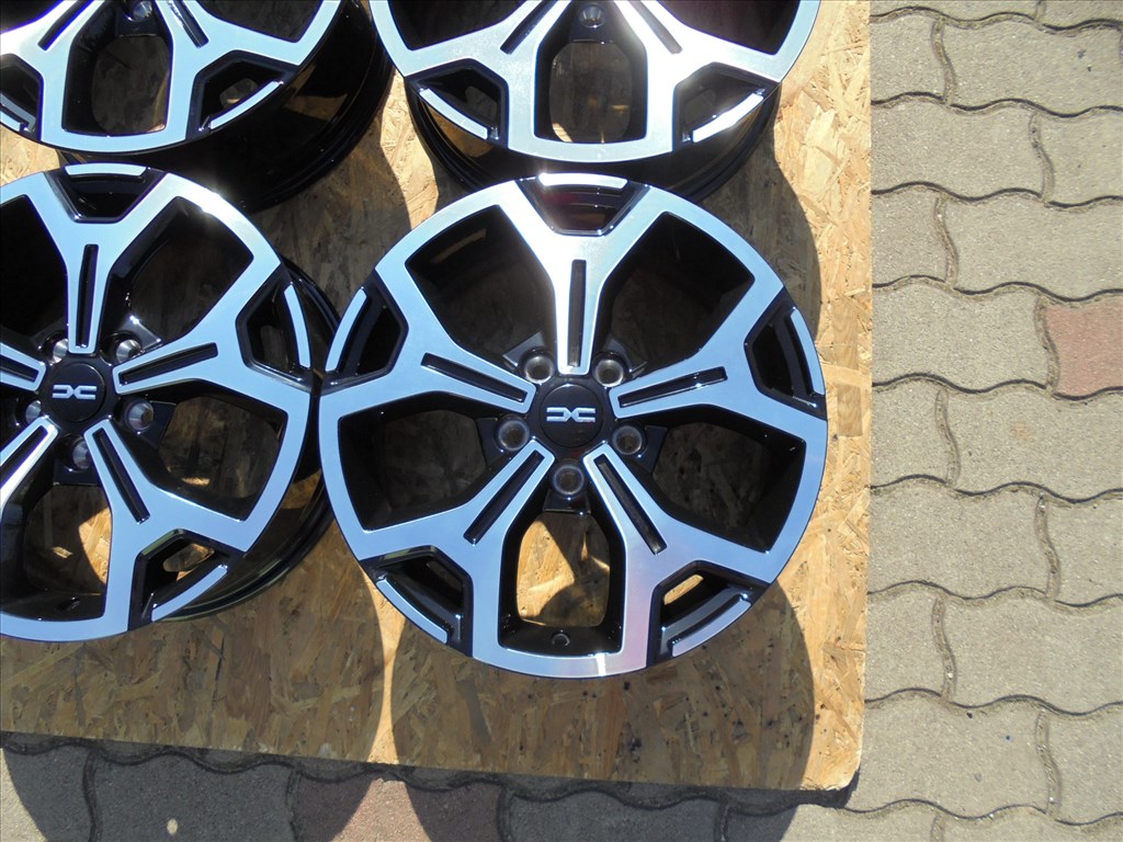 Új 17-es Renault -Dacia Bi-Color alufelni eladó 5. kép