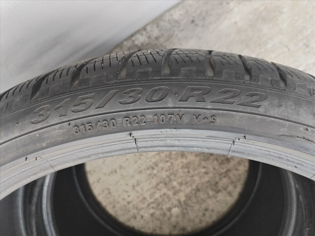  315/3022" használt Pirelli téli gumi 2 db 3. kép