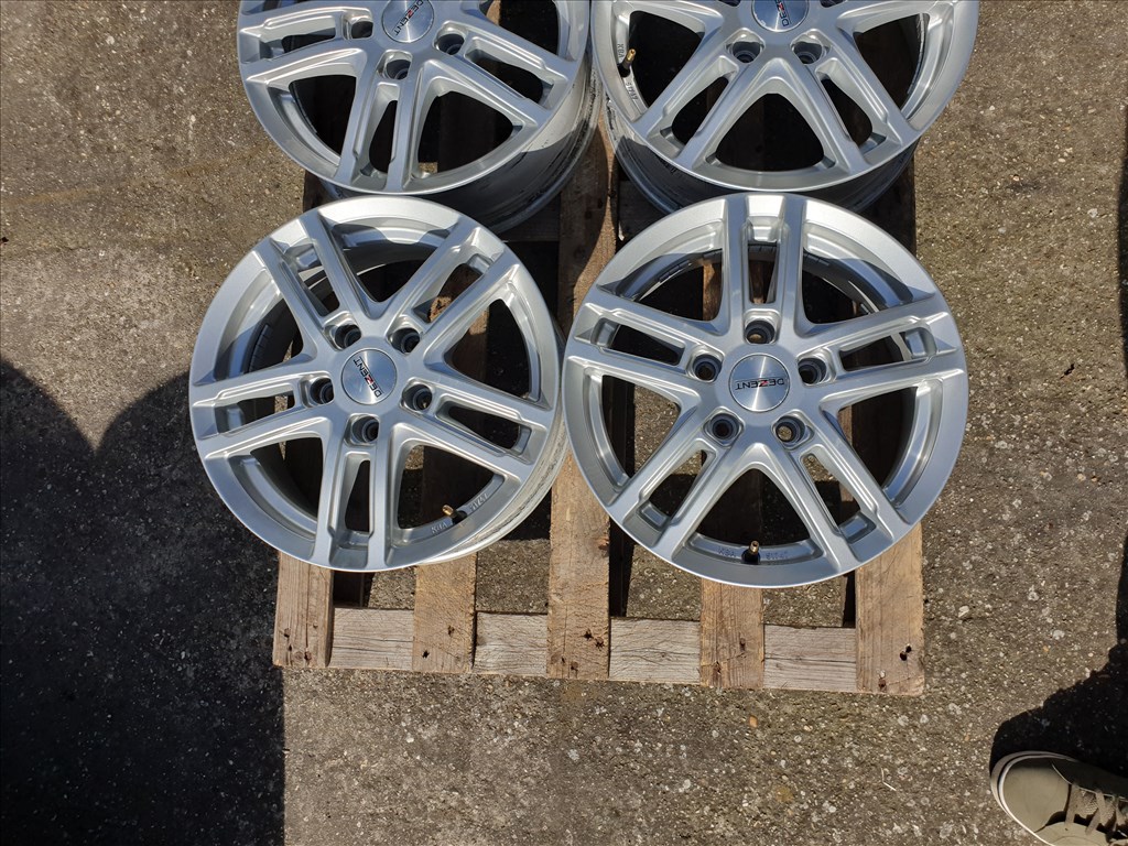 15" 5x112 Dezent 2. kép