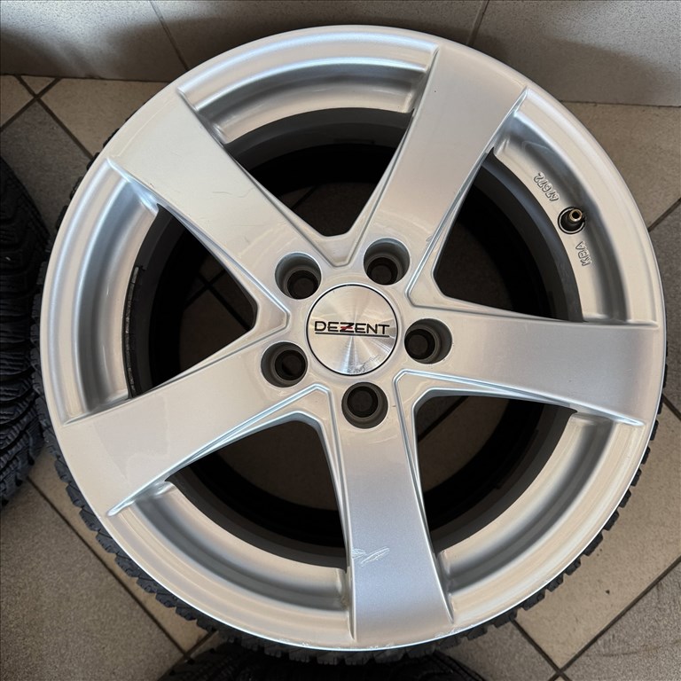 5x100 Dezent 6x15" ET38 ⌀63,3 használt alufelni garnitúra 4. kép