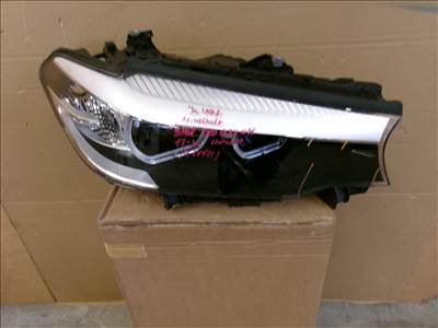 BMW 5-ÖS G30 G31 jobb első LED fényszóró 2017-2021 7214952