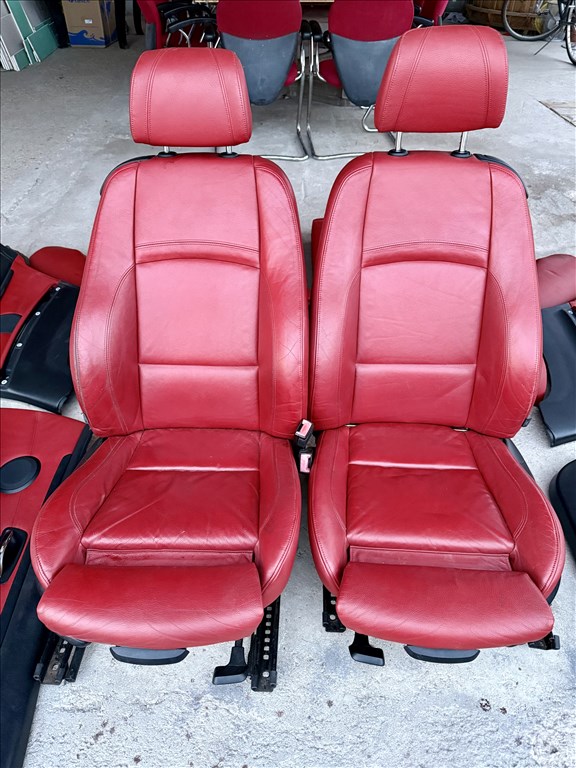 BMW e92 bőrbelső piros 1. kép