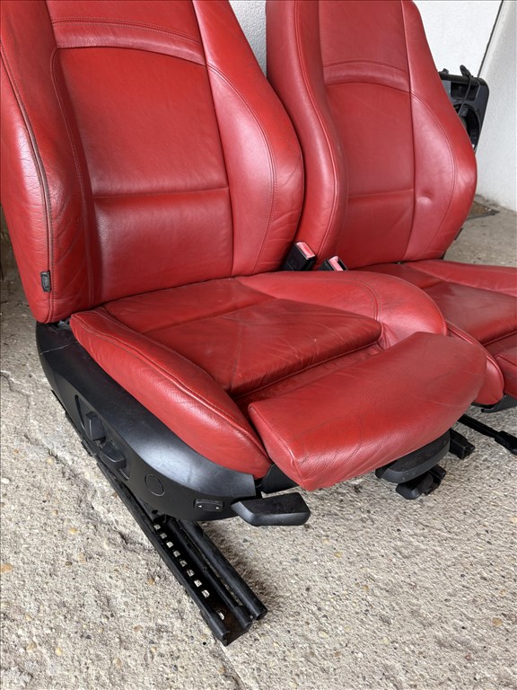 BMW e92 bőrbelső piros 4. kép