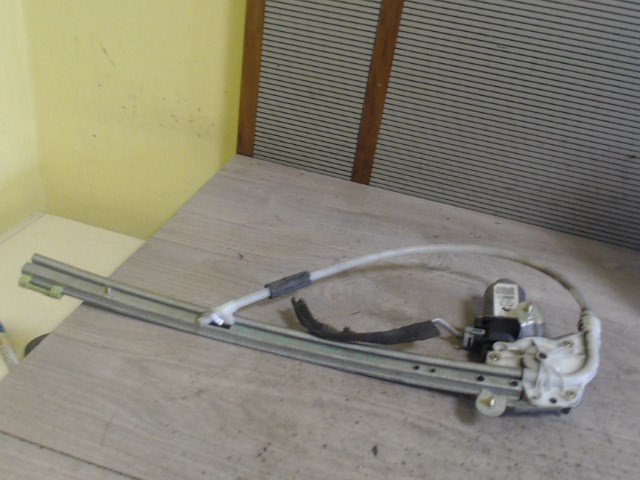 RENAULT MEGANE SCENIC 99-03 Bal hátsó ablakemelő szerkezet elektromos 1. kép