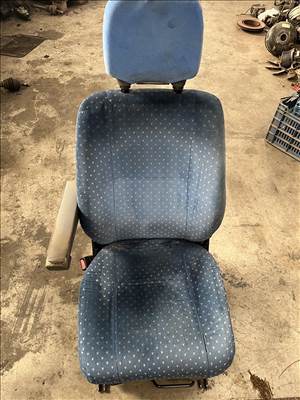 Mercedes Sprinter ülés w903320