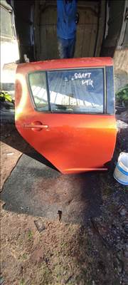 Suzuki Swift IV Jobb hátsó ajtó 