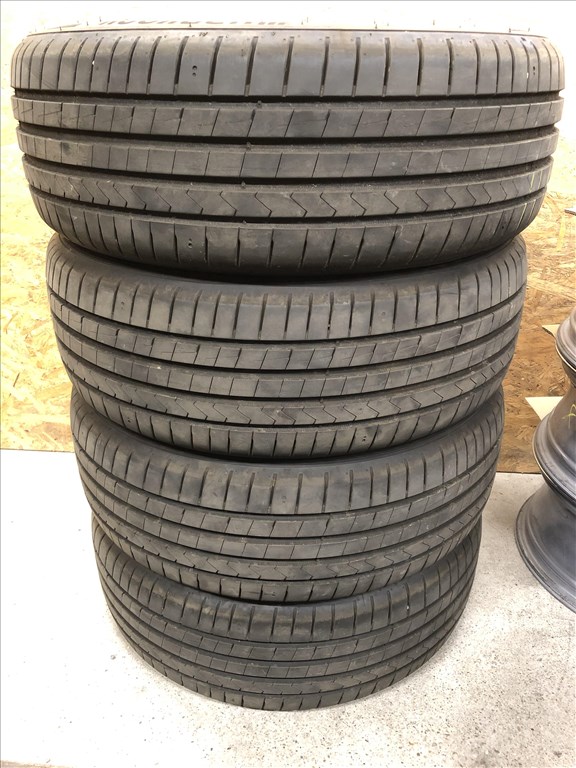 215 55 17 Ford Suzuki VW Kia Hyundai, 215/55/17 1. kép