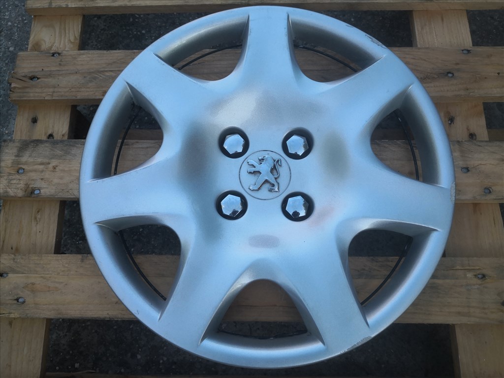 Peugeot 15-ös gyári dísztárcsa 1db 3. kép