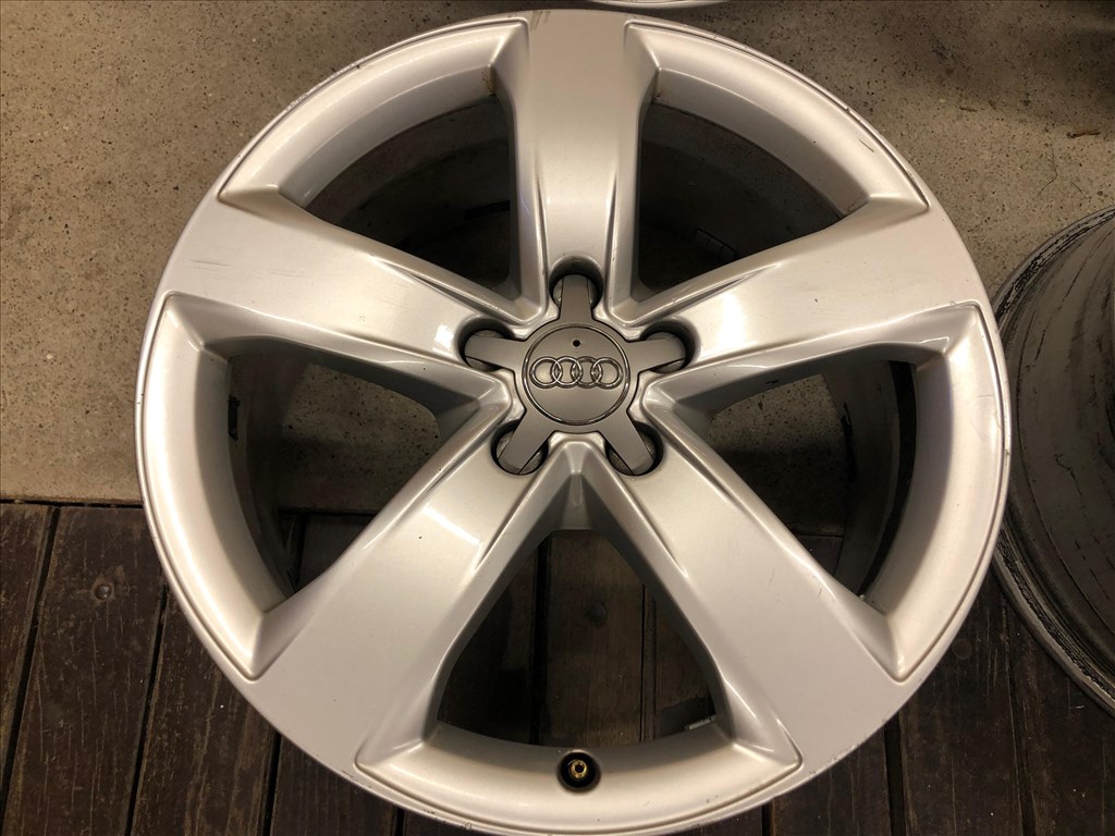 18 col gyári Audi alufelni 18 colos 5x112 2. kép