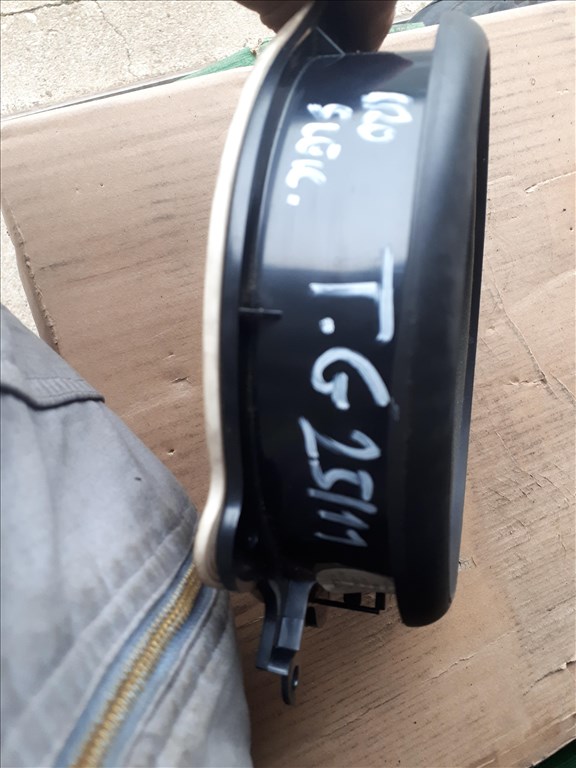 Audi A4  B6 hangszóró ajtóba 8E0 035 411 8e0035411 4. kép