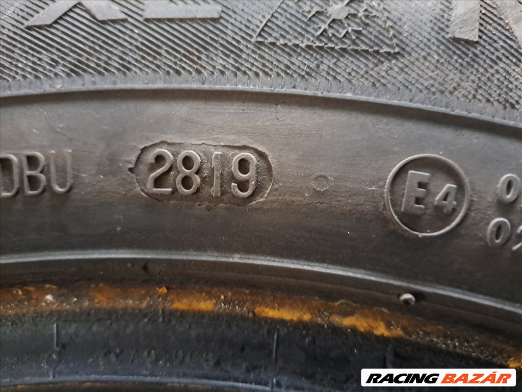 2db 215/60 R16 Uniroyal MS Plus 77 Téli gumi eladó! (DOT2019) ára 7500Ft/db 6. kép