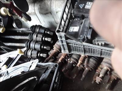 Suzuki balos féltengely 