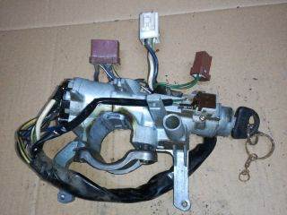 Suzuki Swift II Gyújtáskapcsoló Házzal *107151*