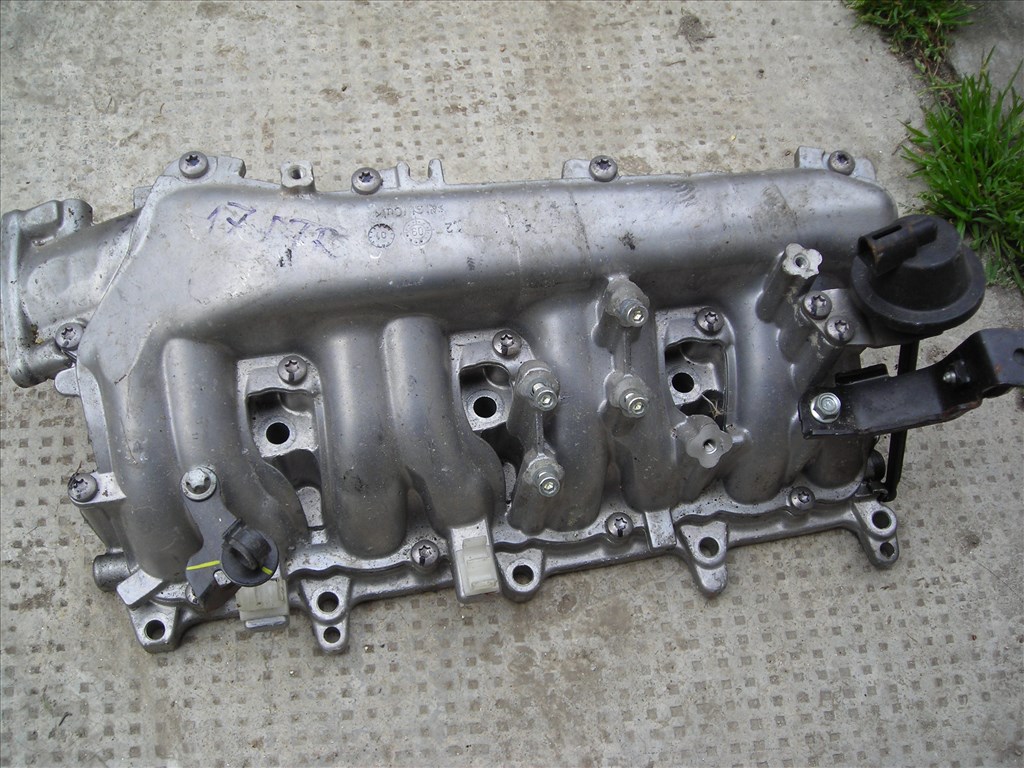 Opel Astra H 1.7CDTi Szívósor, Fojtószelep, EGR Szelep , Olajszűrő ház / Zafira B  15. kép