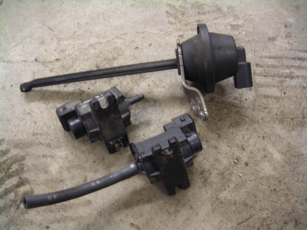 Opel Astra H 1.7CDTi Szívósor, Fojtószelep, EGR Szelep , Olajszűrő ház / Zafira B  20. kép