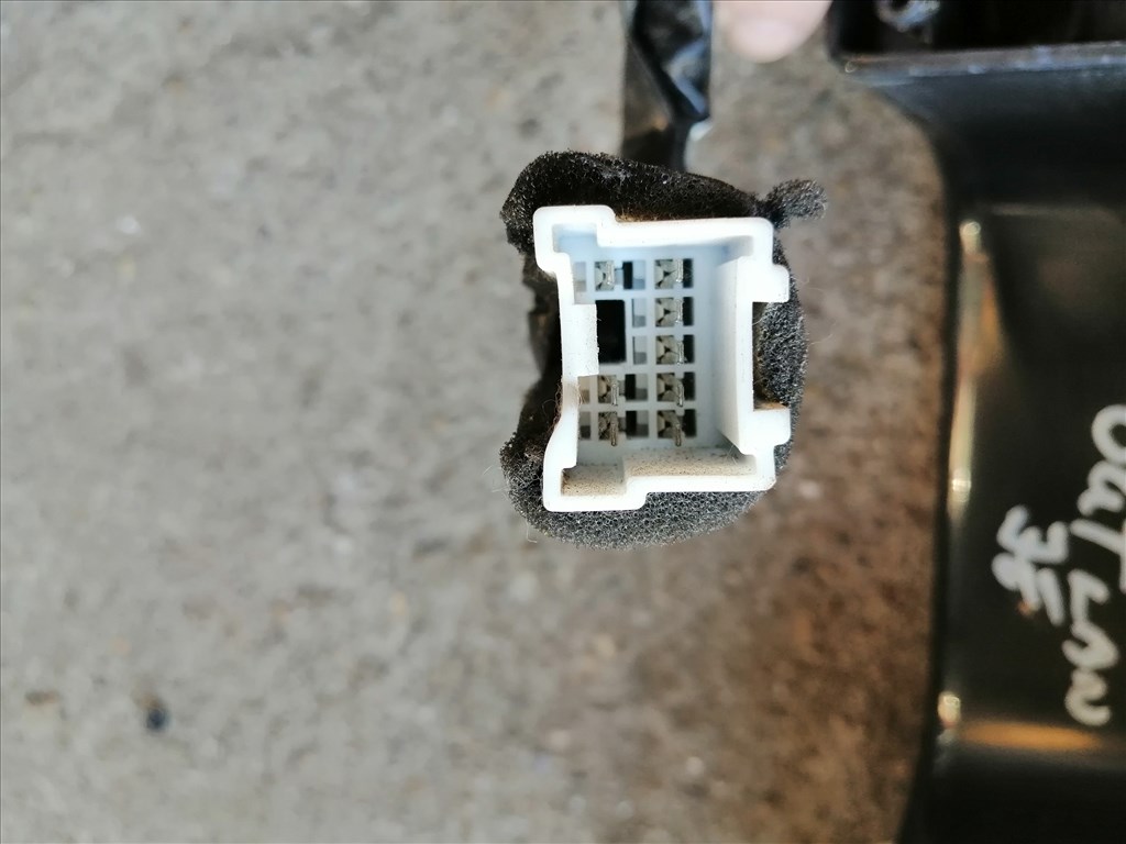 Mitsubishi Outlander I 2.0 4WD Jobb első Ablakemelő Kapcsoló, könyöklővel.  mr502237 mr456050 5. kép