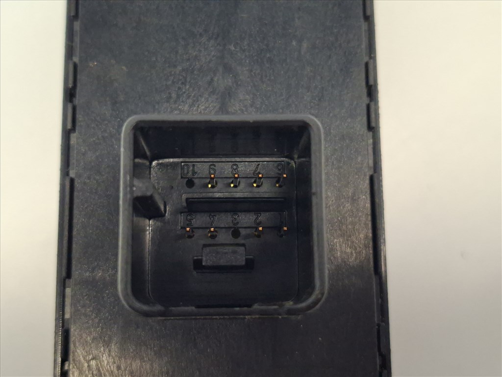 Volkswagen Golf VI bal első ablakemelő kapcsoló 5K0 959 565 (25969) 6. kép