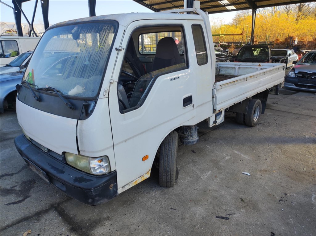 2001 KIA K2700  2.7 Diesel, manuális, platós felépítményű - balkormányos jármű bontása!  7. kép