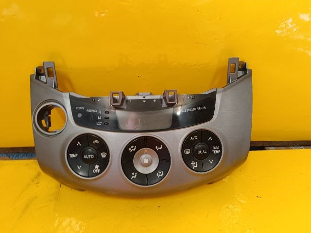 Toyota RAV4 (XA30) Fűtéskapcsoló (digit klímás) 5. kép