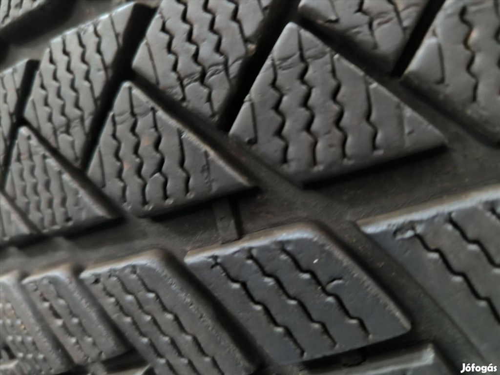  225/4519" újszerű Vredestein téli gumi gumi 10. kép