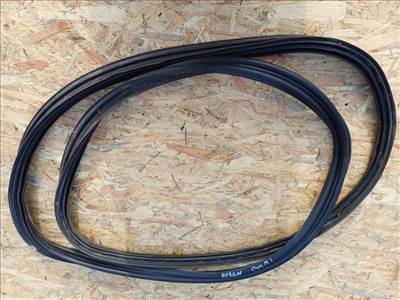 Ssangyong Kyron (2005-2014) Csomagtérajtó Kéder Gumi