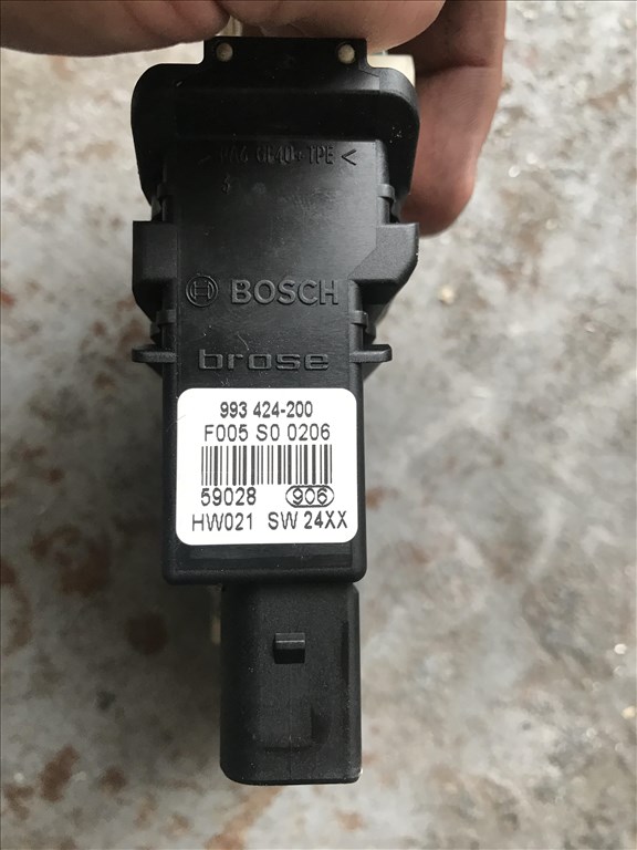 Skoda Octavia II Kombi bal hátsó ablakemelő motor 1k0939703e 2. kép