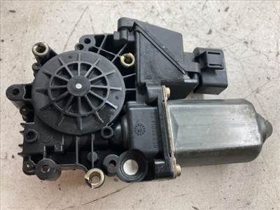 AUDI A4 B5 Bal első Ablakemelő Motor