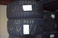  225/4517" használt Pirelli téli gumi gumi