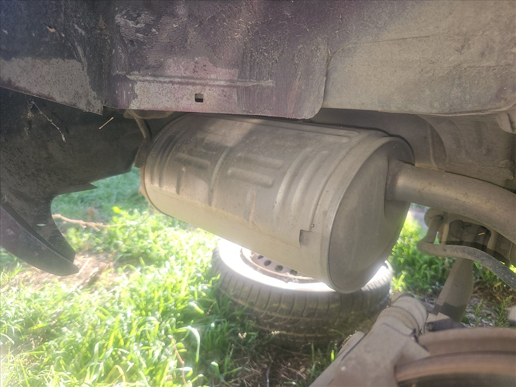 Honda Civic VII Hátsó kipufogó dob  1. kép