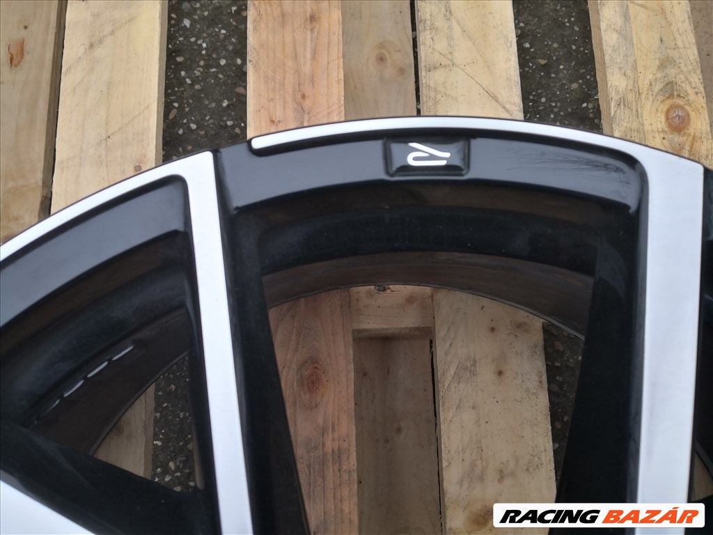 Volkswagen 19-es R-line sérült alufelni 1db 2. kép