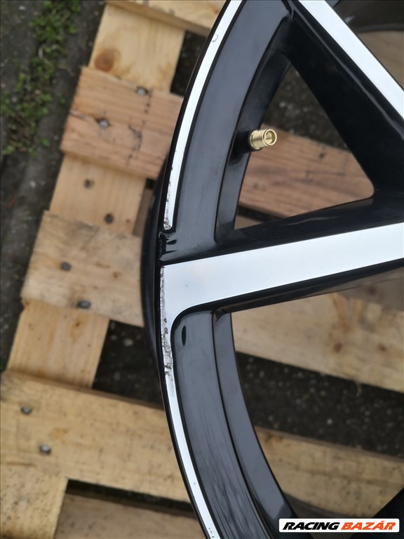 Volkswagen 19-es R-line sérült alufelni 1db 3. kép