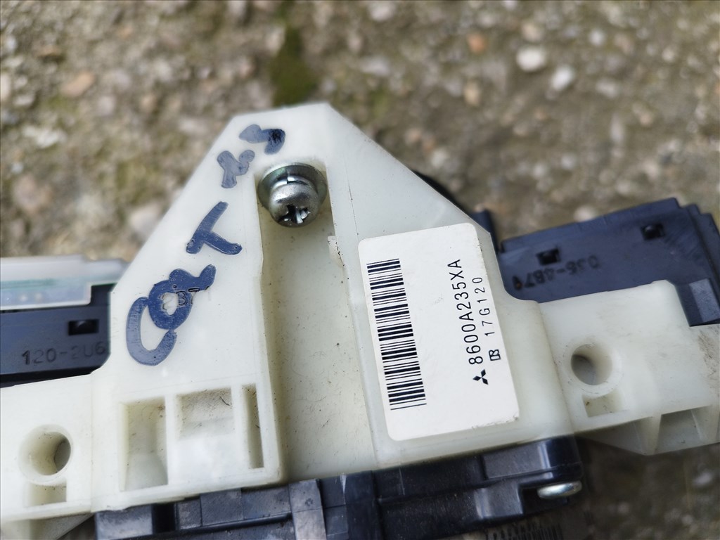 Mitsubishi Colt V kormány kapcsoló  2. kép