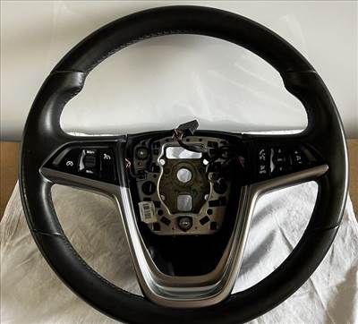 Opel Insignia A kormány