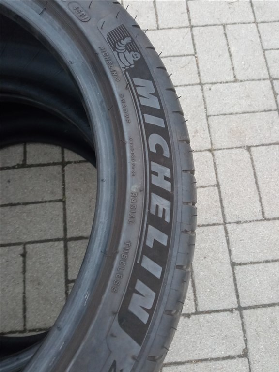  255/40R18" újszerű Michelin Pilot Sport 4 ZP nyári gumi eladó 2db. 2021-es! 2. kép