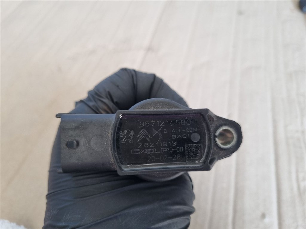 Opel Crossland X 1.2 Gyújtótrafó 8339 ,  9671214580 2. kép