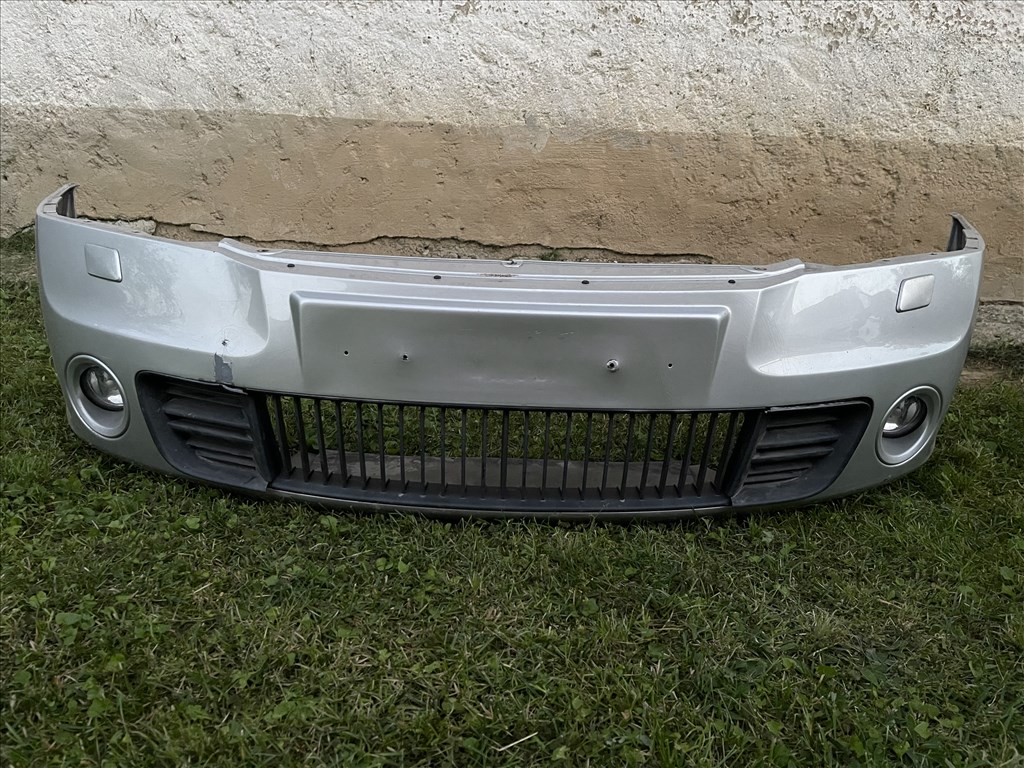 Skoda Octavia 2 RS első lökhárító  1. kép