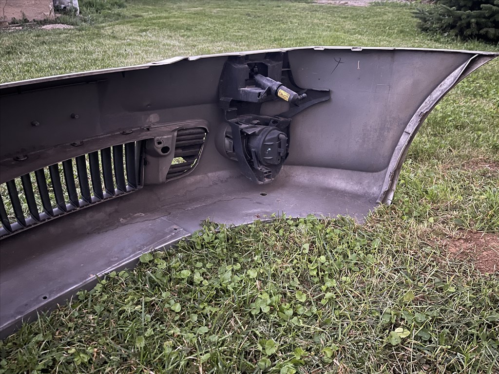 Skoda Octavia 2 RS első lökhárító  6. kép