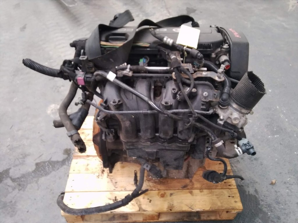 Opel 1,6B A16XER komplett bontott motor  2. kép