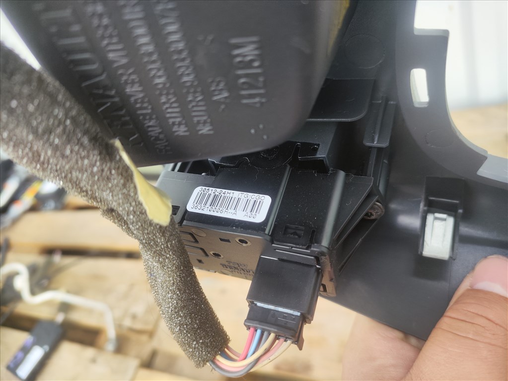 Renault Scénic III váltószoknya keret  969330001r 363210006r 4. kép