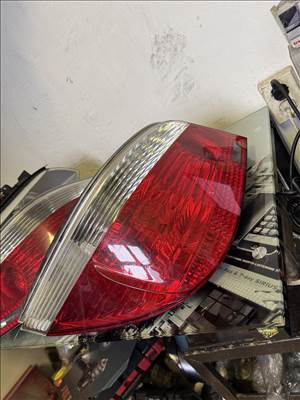 BMW 5-ös sorozat E60/E61 Bmw E60 bal hátsó lámpa 7165737