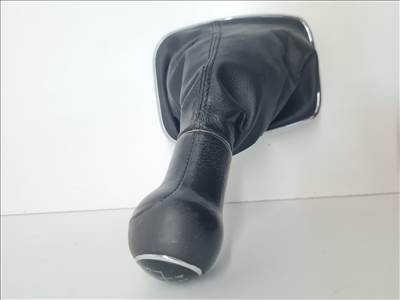 Volkswagen Bora váltógomb 1J0 711 456 (27762)