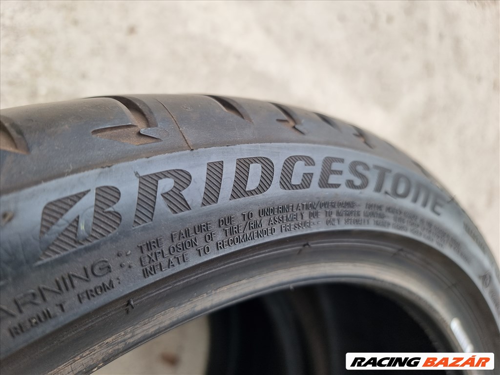 225/40R19 Bridgestone gumi 2db szinte újszerű állapotban eladó! 4. kép
