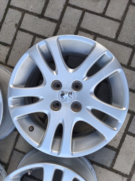  4x108 lyukosztású 6,5JJ 16" használt (gyári felni) alufelni 2. kép