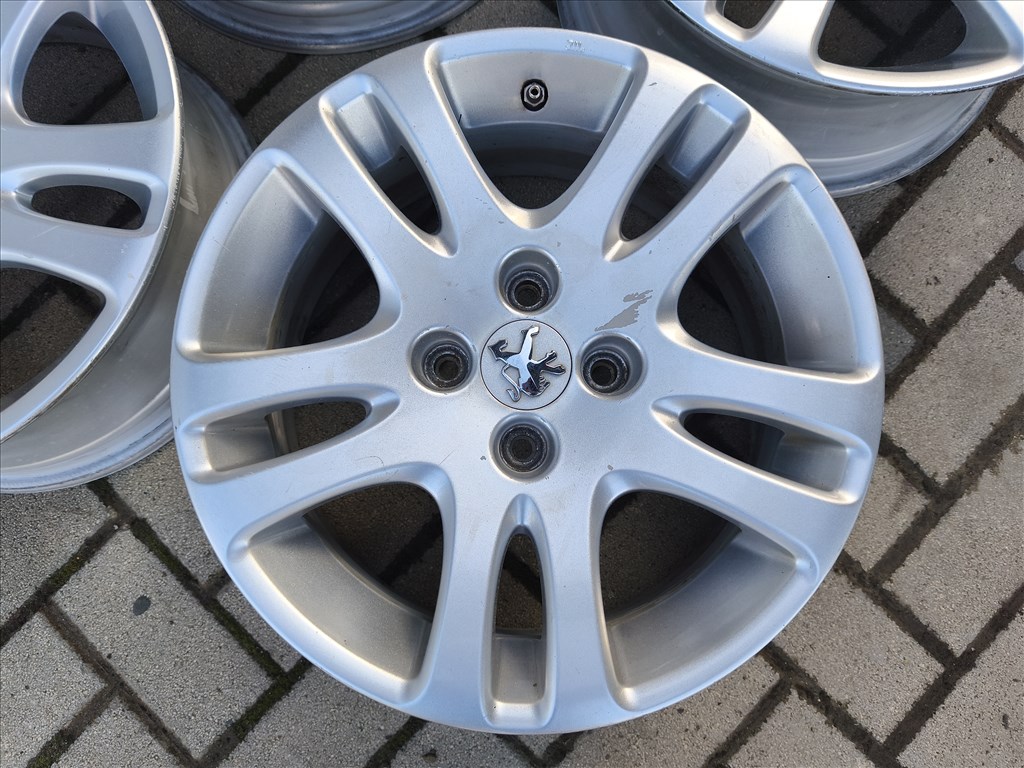  4x108 lyukosztású 6,5JJ 16" használt (gyári felni) alufelni 5. kép